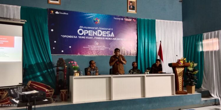 Pembangunan Digital:  Lembaga Desa Digital Gelar Musyawarah Nasional II di Cigondewah